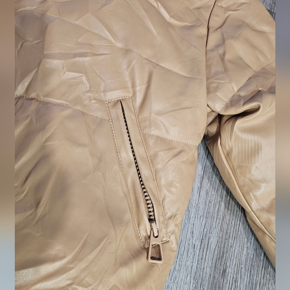 Tan Puffer Jacket - Picture 4 of 9